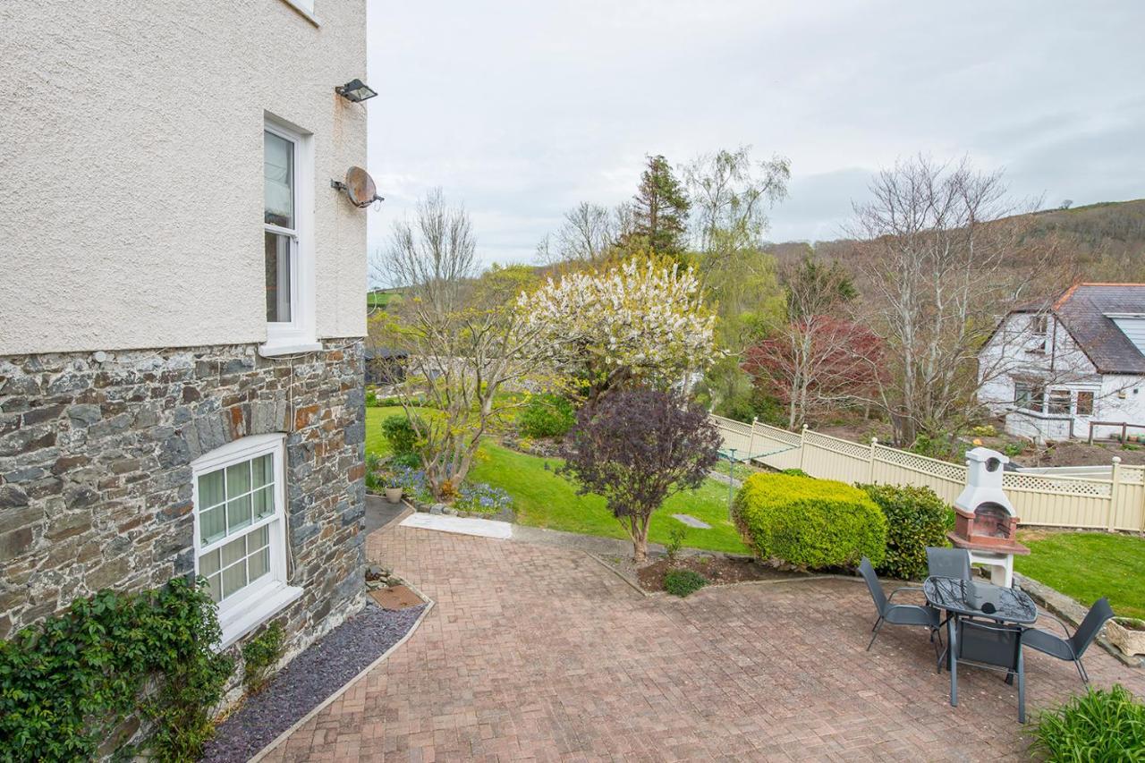 Llys Bach Apartment At Llys Aeron Aberaeron Exterior photo